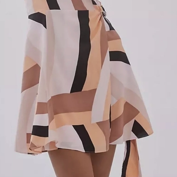 Anthropologie HUTCH Geo Wrap Mini Dress.  Size Small - Picture 3 of 15